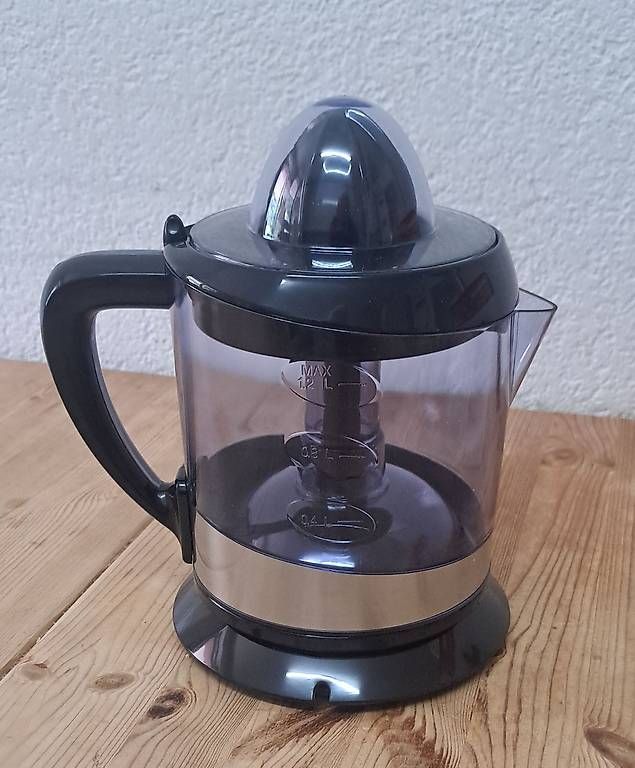 Appareils de cuisine: Elektrische Zitruspresse SIMPEX Basic  Wie neu! – D'occasion à Werdenberg par pot_rk2g