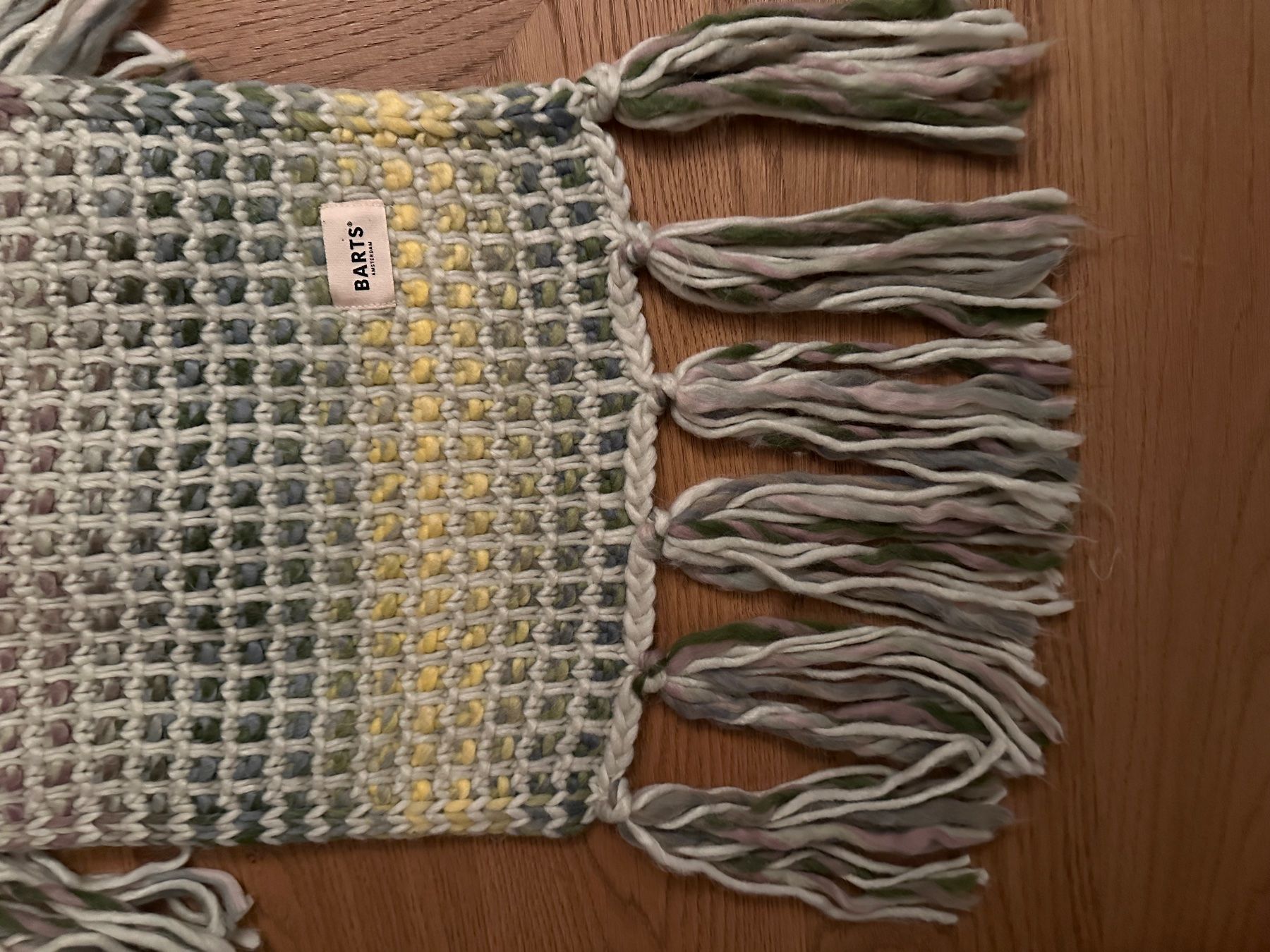 Foulards, Tücher & Schals: Barts Schal in Grüntönen – Gebraucht aus Luzern von gwand 1