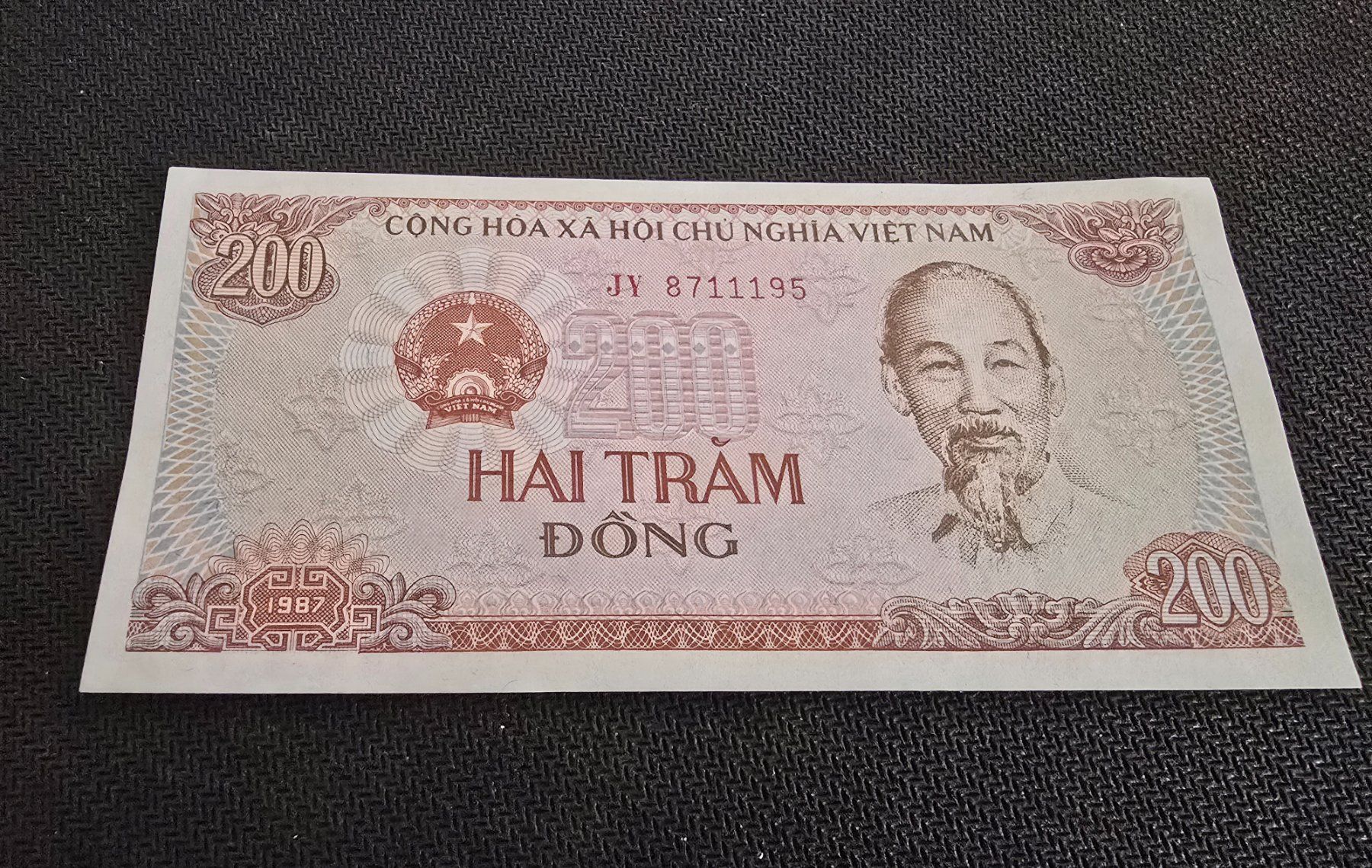 Banconote: Billet Vietnam 200 – Nuovo (secondo la descrizione) da Petit-Lancy venduto da Minnie26