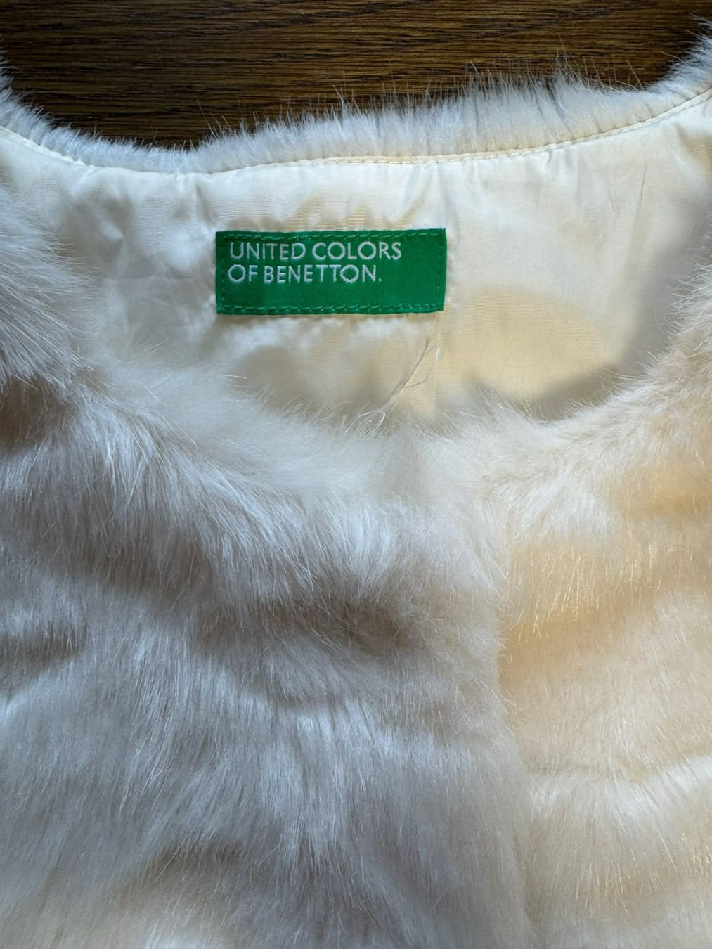Benetton Sonstige Mädchenkleider: Benetton Mädchen Weste L / 140 (EU) – Gebraucht aus Uitikon Waldegg von pit_r6q9 2