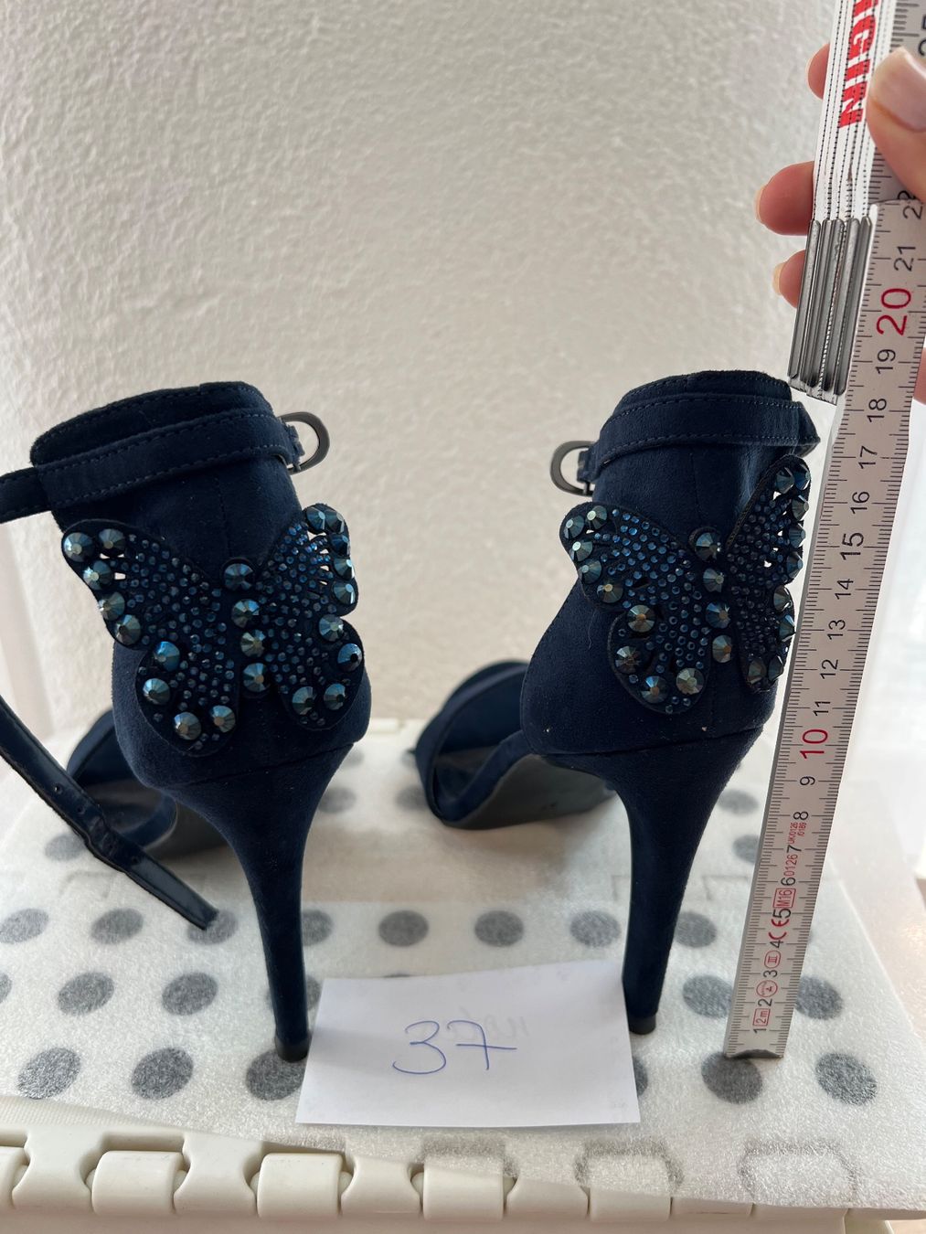 Dosenbach Damenschuhe: Blaue Pumps mit Schmetterling - ungetragen – Neu (gemäss Beschreibung) aus Jona von n.ferrari 3