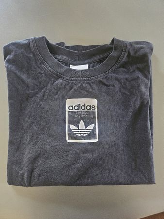 Adidas T-Shirt Grösse M – Schwarz