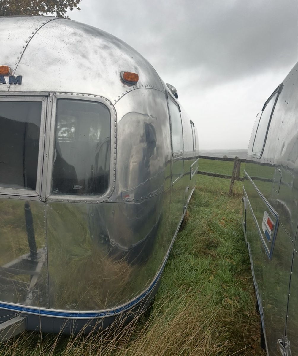 Mobilhome: Airstream Overlander  – Gebraucht aus La Tour-de-Peilz von MarianScurtu 1