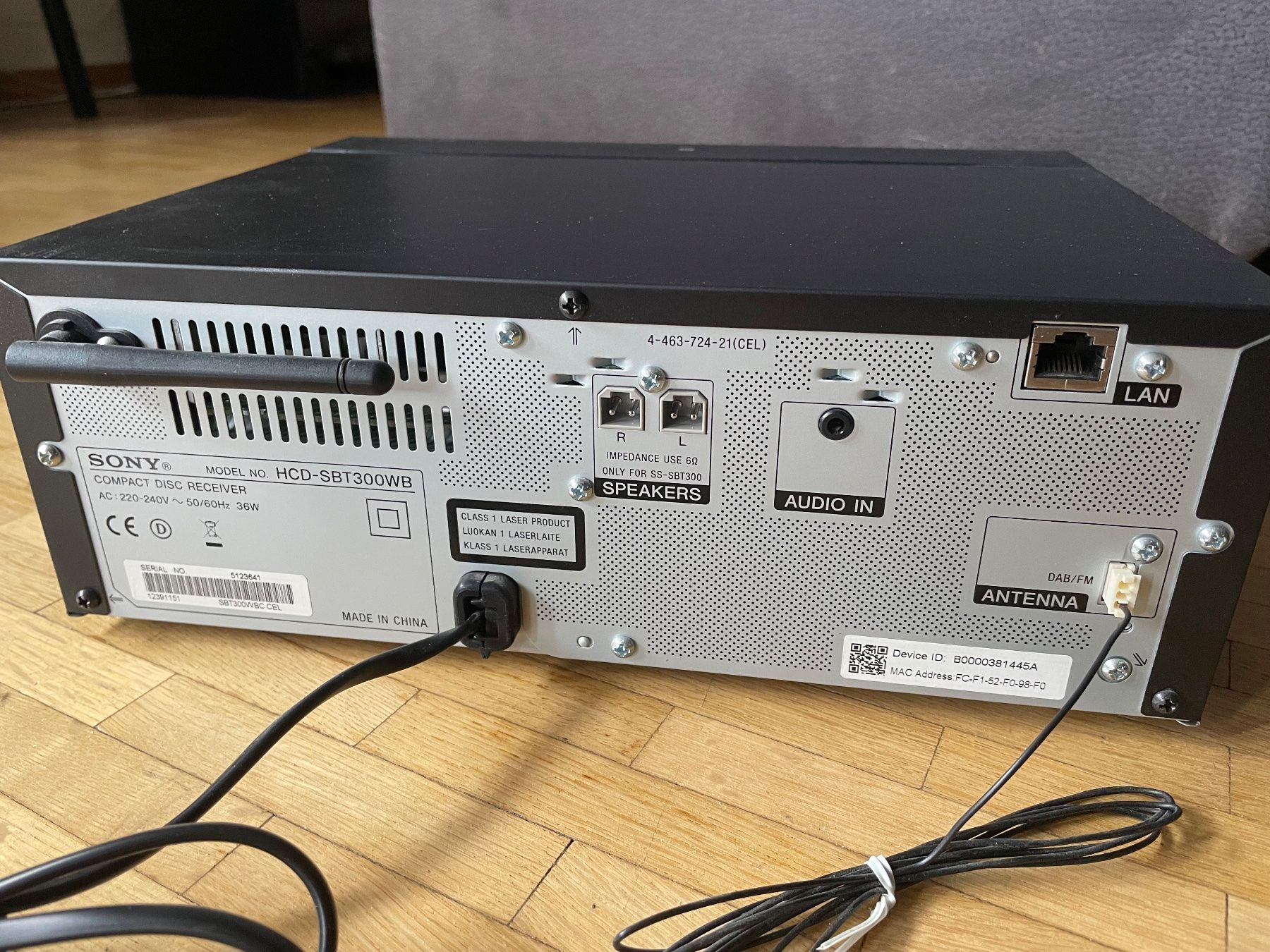 Sony Lettore multimediale & Streamer: SONY CMT-SBT300WB NETZWERK MICRO-KOMPAKT-SYSTEM – Nuovo (secondo la descrizione) da Egg b. Zürich venduto da underworld 4