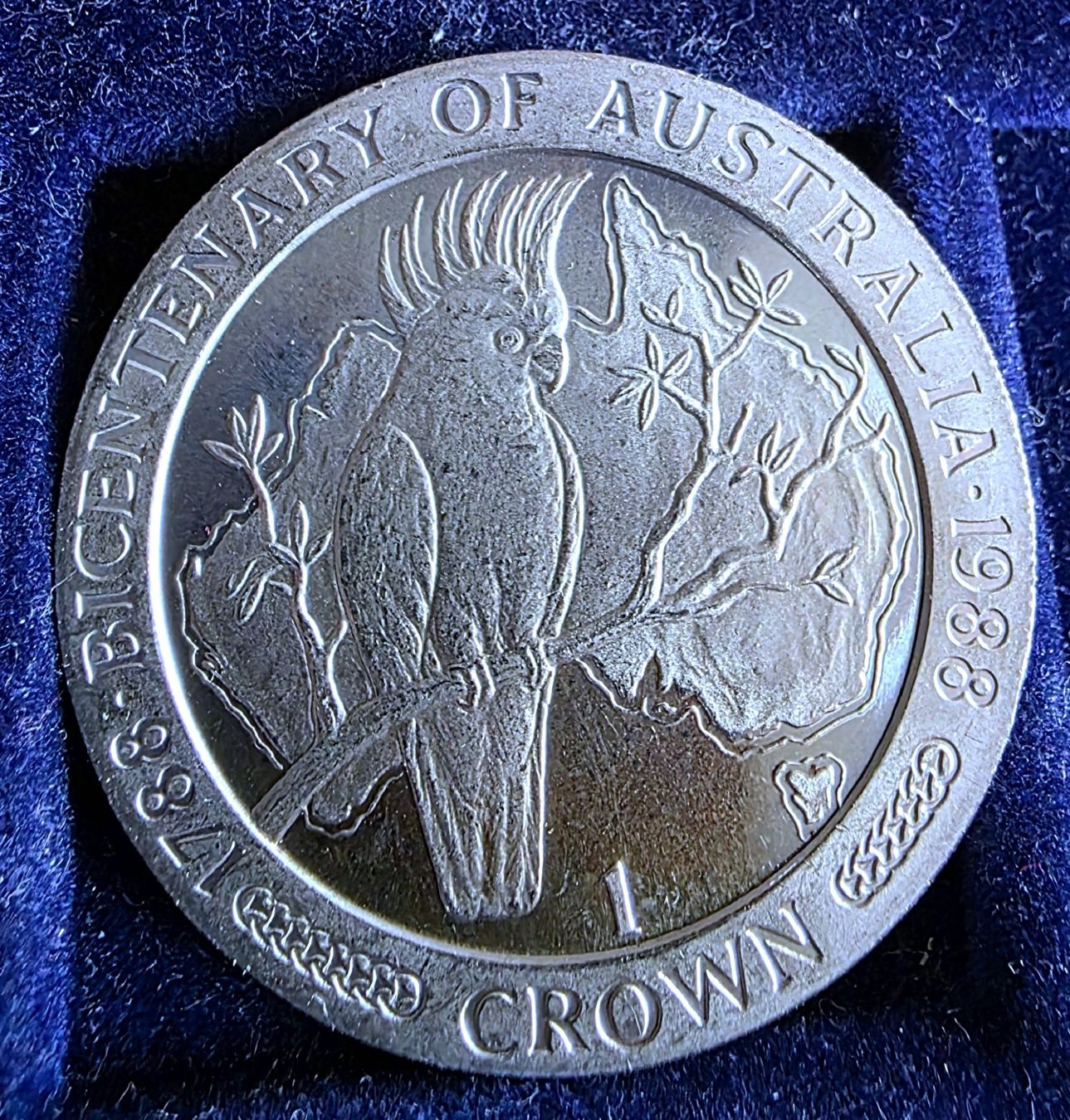 Toutes les monnaies: ISLE OF MAN 1 CROWN 1988 – Neuf (Voir description) à winterthur par CoinPassion