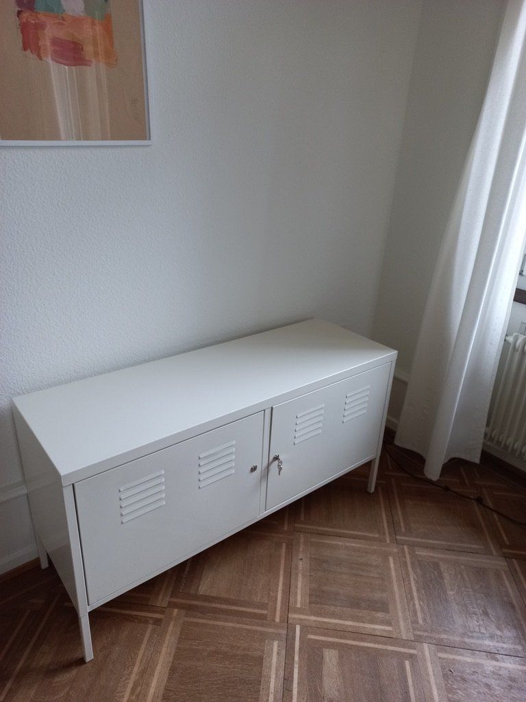 Armadi: IKEA PS Schrank weiss – Usato da Basel venduto da nin_gs5f 1