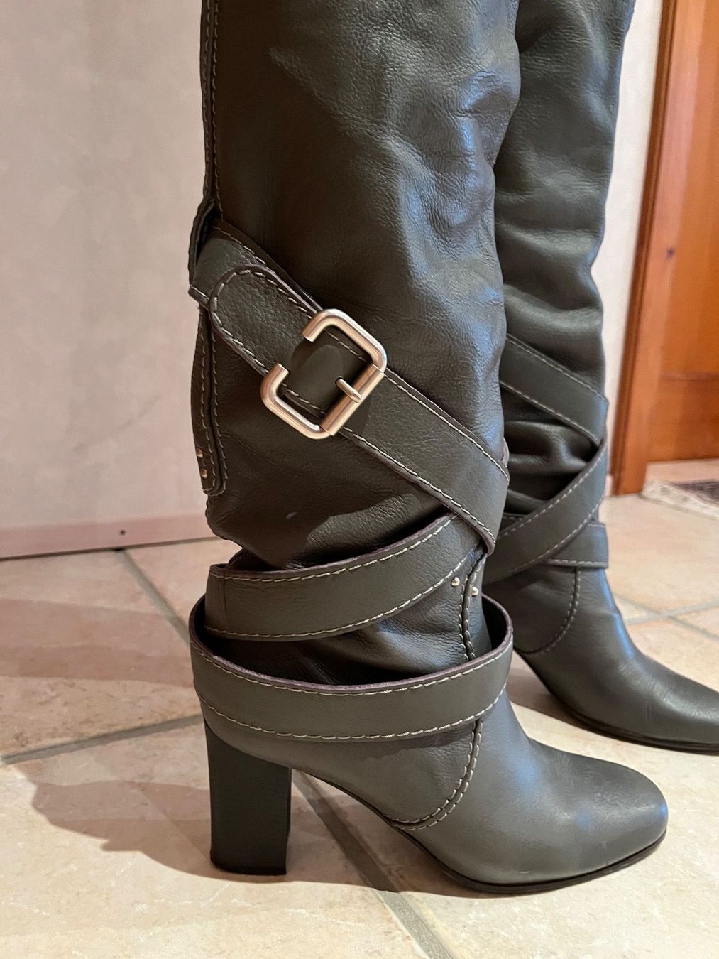 Chloé Scarpe da donna: Chloé Overknee Stiefel Grösse 38 – Usato da Luzern venduto da ariazalea 1