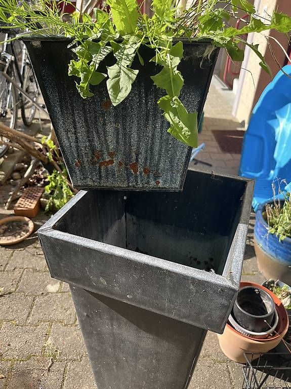 Vasi per fiori: Blumenkübel mit Einsatz Pflanzengefäss – Usato da Baden venduto da blueanastasia 1