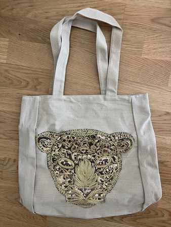 Canvas Shopper Bag, Beige with Tiger Head, Like New!