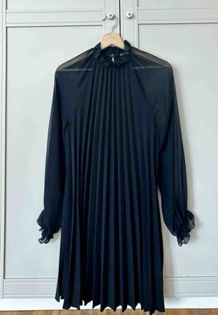 Zara Cocktailkleid schwarz Grösse S (neuwertig)