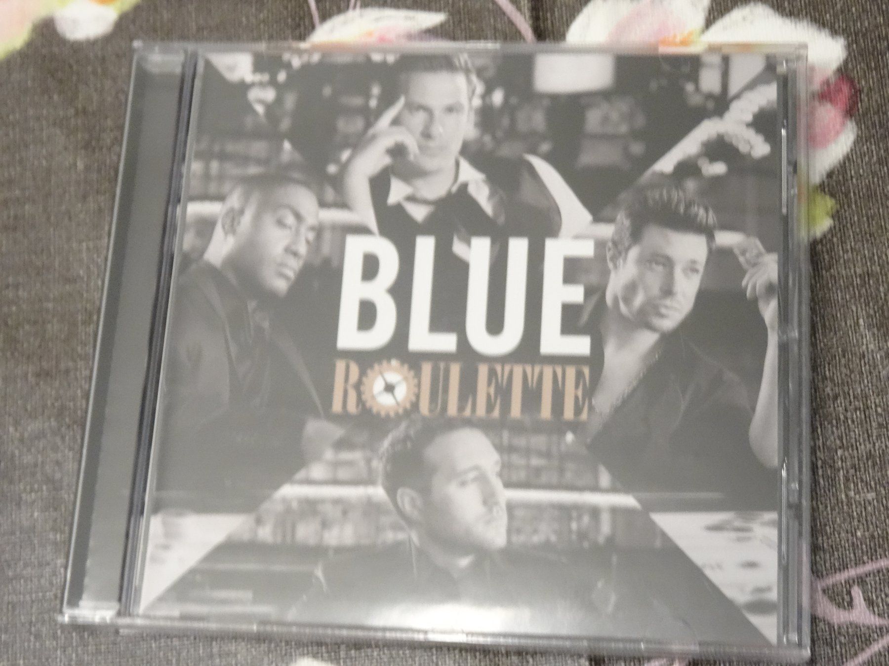CD: Blue - Roulette CD – Usato da Olten venduto da Disc-Ausverkauf