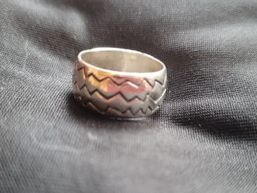 Bagues: Silberner Ring mit geometrischem Muster – D'occasion à Zollikofen par WhiteCat