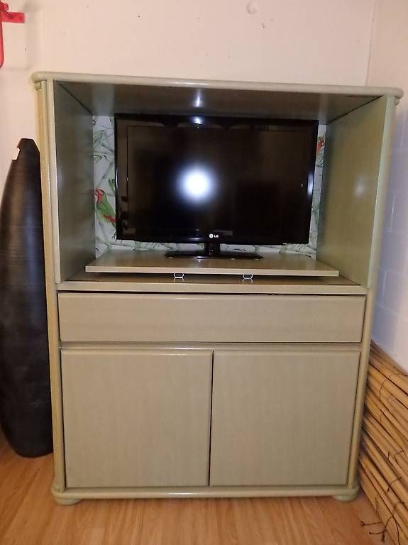 TV Möbel: TV-Schrank / Multifunktions-Möbel / Homeoffice – Gebraucht aus Adlikon b.Regensdf von mon_xpp7 1