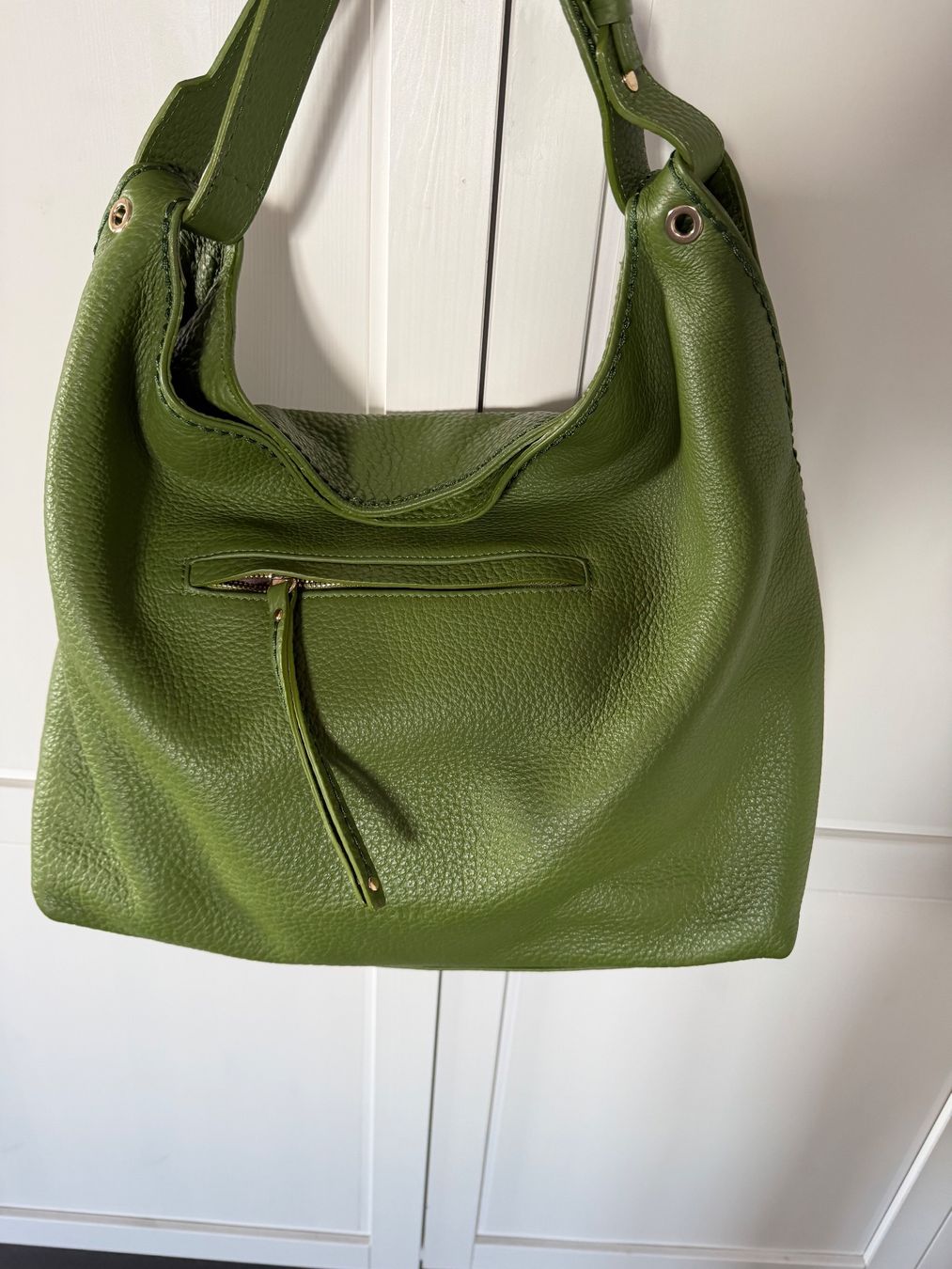 Taschen für Damen: Lederhandtasche neu, olive / grün – Neu (gemäss Beschreibung) aus Horgen von Dorastar 4
