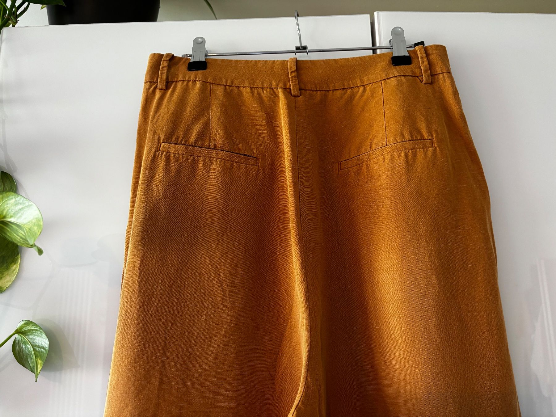 Zara Pantaloni: ZARA Bundfaltenhose Gr. M – Usato da Zürich venduto da missmodernage 4