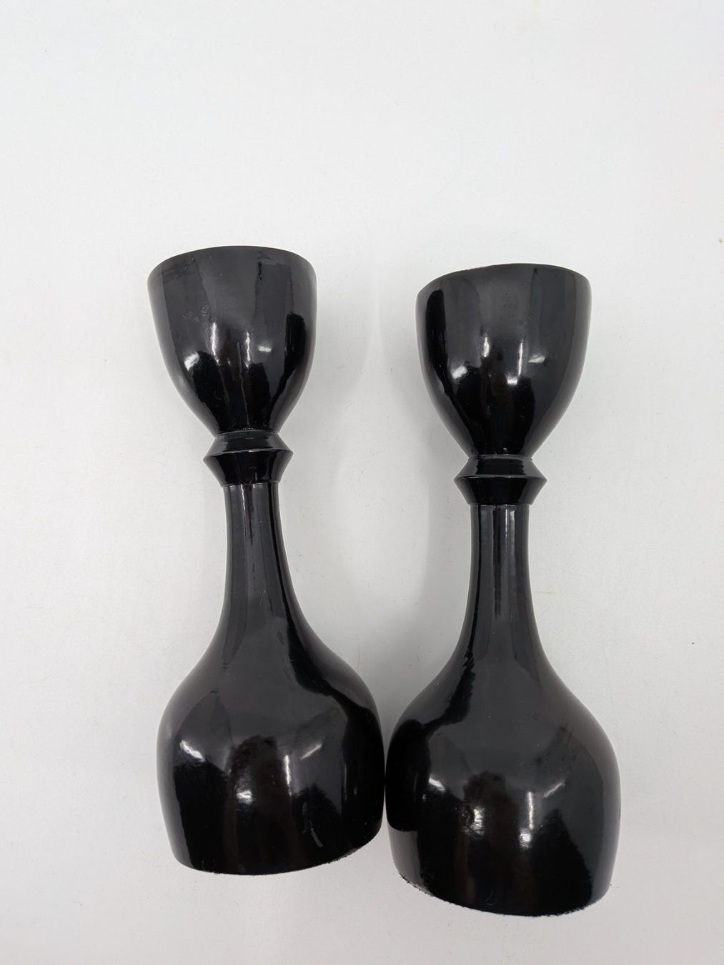 Kerzenständer: 2 Kerzenständer Aluminium schwarz – Gebraucht aus Emmen von magelan 4