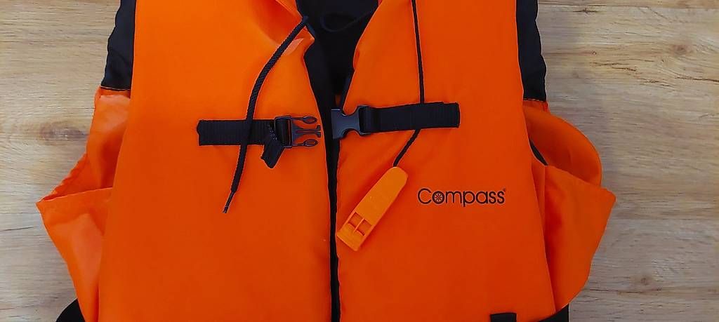 Gilets de sauvetage: Schwimmweste – D'occasion à Attinghausen par freerideangel 1