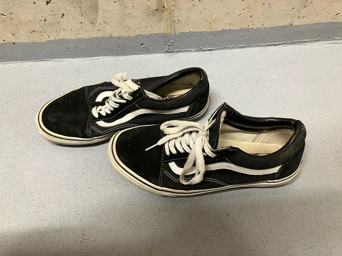 Vans Chaussures hommes: Vans Schuhe Grösse 43 (wide/breit) – D'occasion à Zürich par Da_schoefli