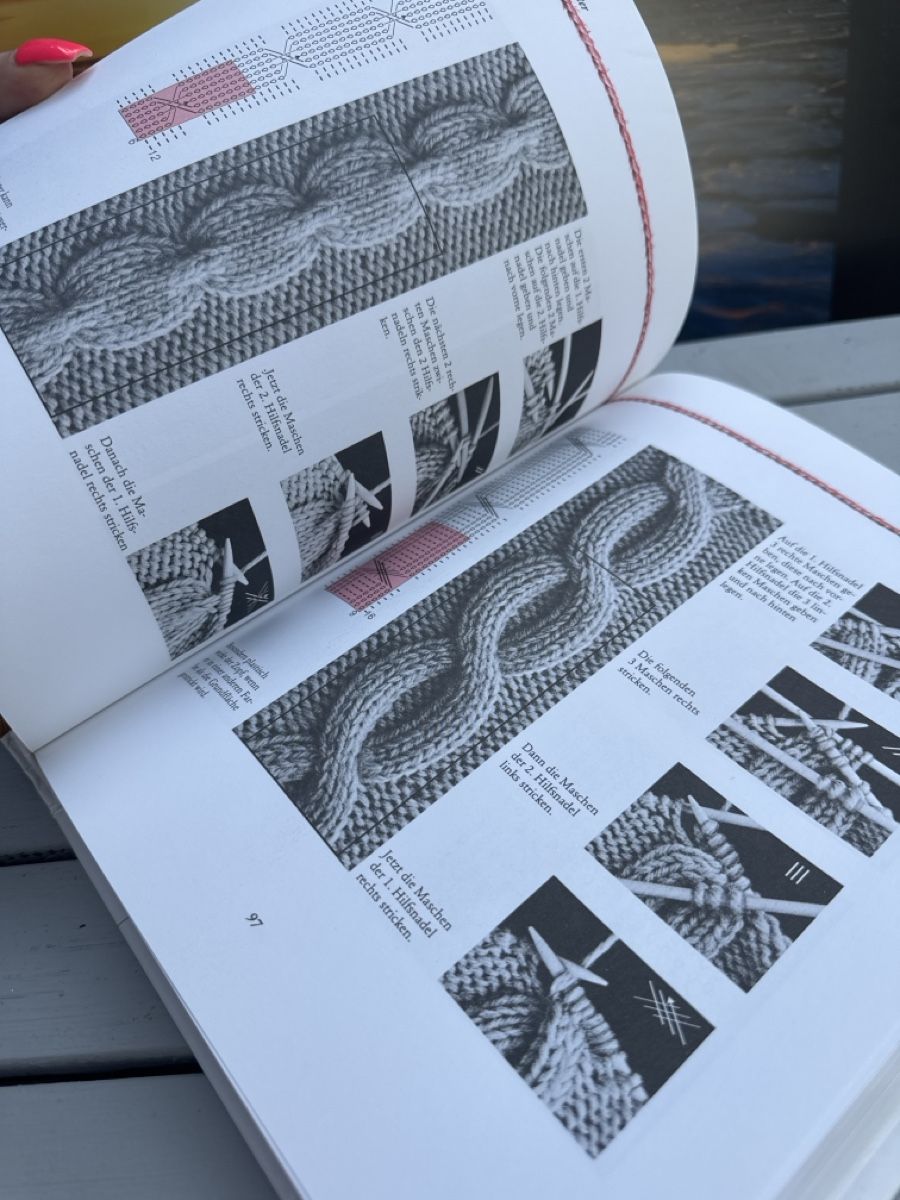 Livres: Stricken Handbuch über 300 Muster – Neuf (Voir description) à Zürich par Belisimo 9