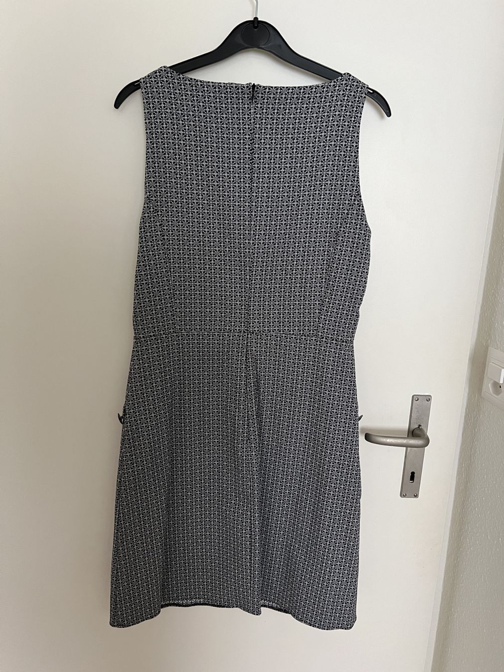 Kleider: TINTORETTO Kleid 40 – Gebraucht aus Horgen von linuxrp 8