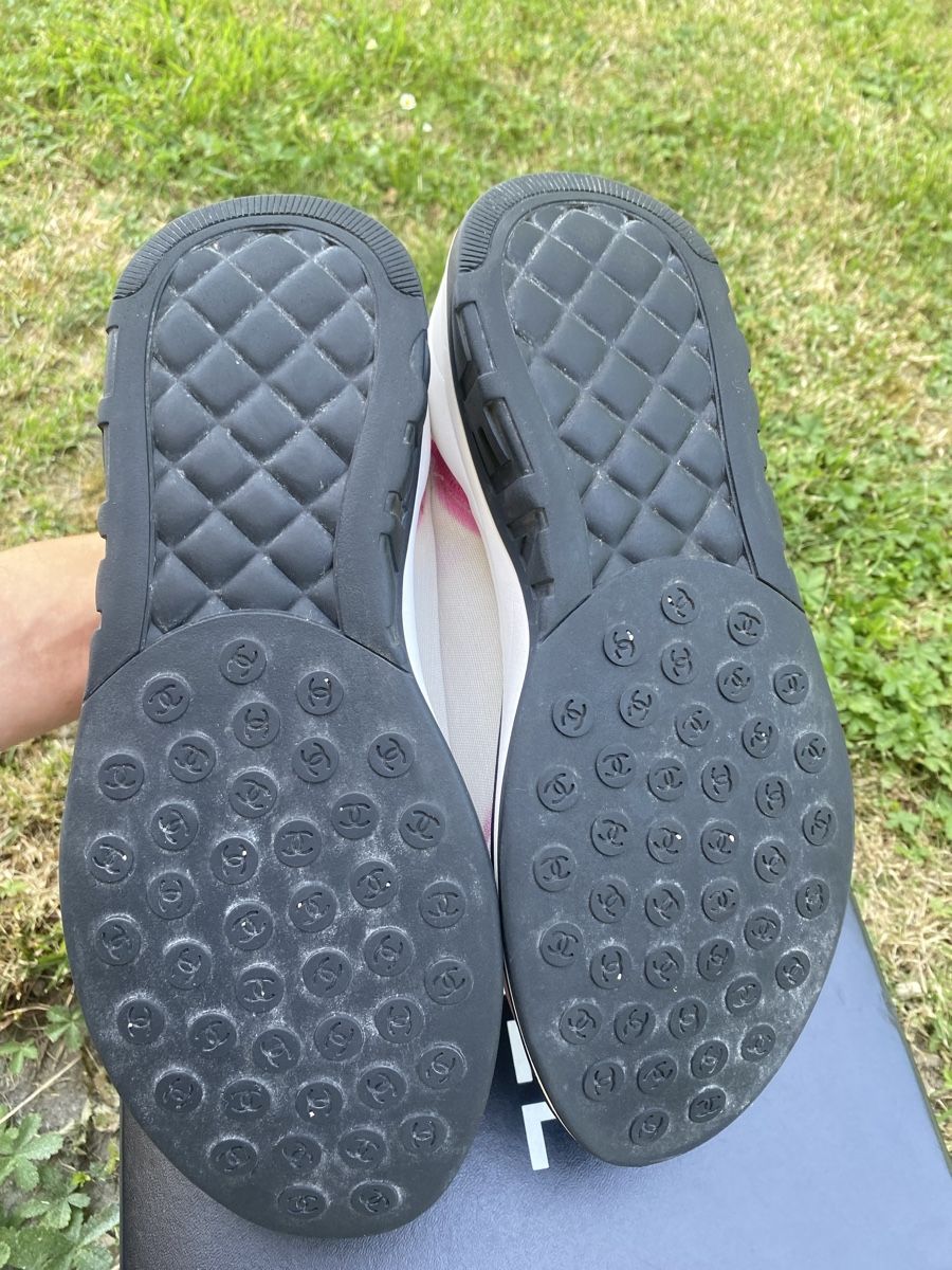Chanel Chaussures femmes: Basket Chanel comme neuve 38 – Neuf (Voir description) à Bussigny par tmu_8p2m 2
