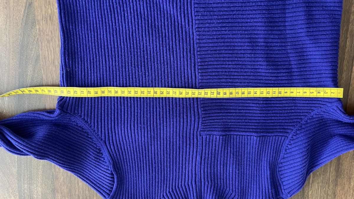 Phase Eight Vestiti: Phase Eight UK12 violett Strickkleid – Usato da Tagelswangen venduto da Bomu 3