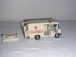 Siku Modellauto,Ambulanz Mercedes Benz, 70er J.Versand mögli