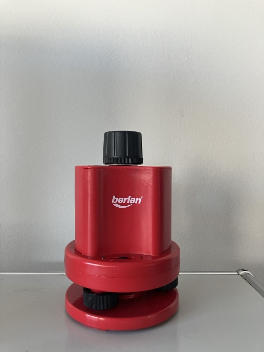 Misurare: Berlan Rotationslaser BRL101 - Komplett mit Stativ! – Usato da Zürich venduto da 2fresh4u 3