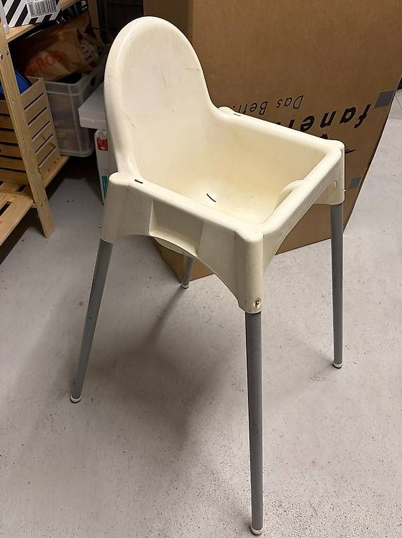 Chaises hautes: Ikea Hochsitz – D'occasion à Adliswil par michelle999 1