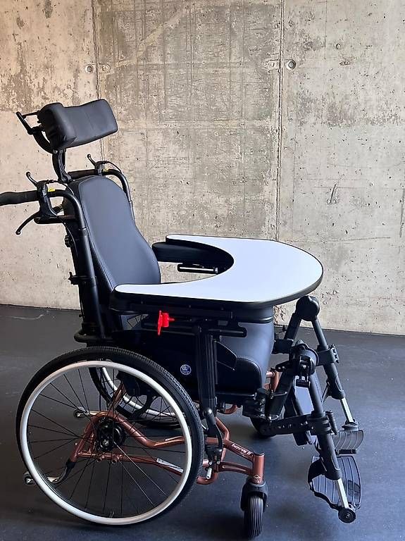 Sedie a rotelle: Sedia a rotelle basculante – Usato da Sorengo venduto da anninapi 1