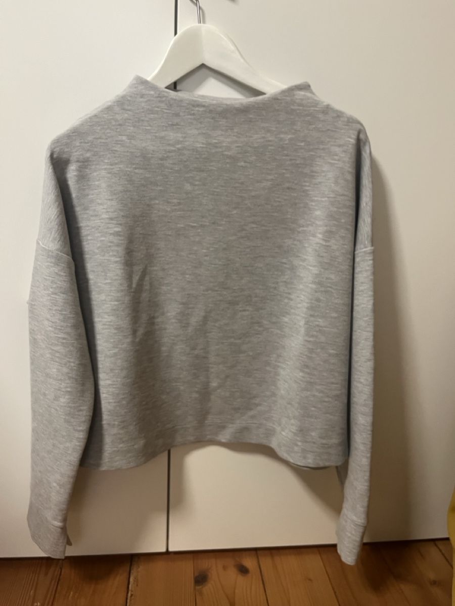Opus Maglioni & Felpe: OPUS Grauer Damenpullover, Grösse 36 – Usato da Winterthur venduto da Nanole