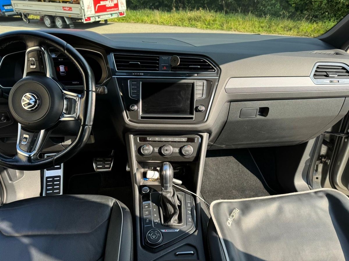 VW Automobili: VW Tiguan R Line 2.0 TDI – Usato da Tagelswangen venduto da bisi9689 5