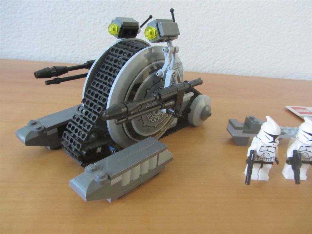 LEGO Star Wars 7748 