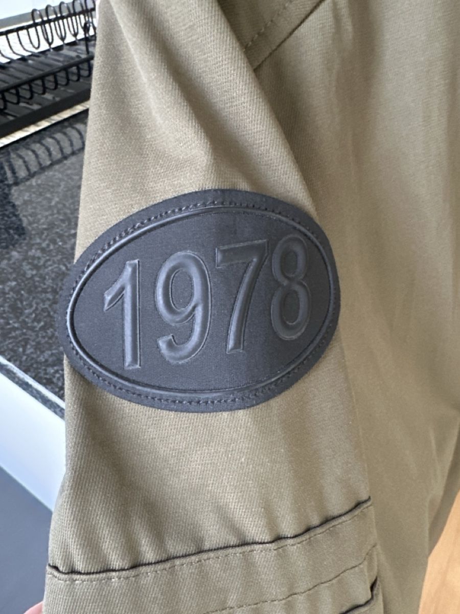 Diesel Jacken: Diesel Jacket Army Green Size XL – Gebraucht aus Allschwil von MB4123 6