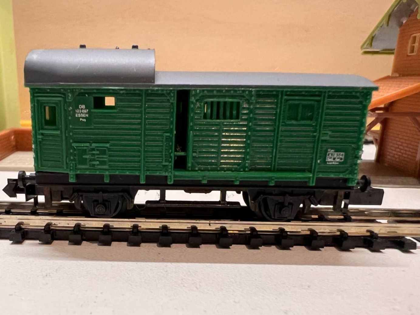 Arnold Modellini di ferrovie: Arnold Begleitwagen - 4490, DB – Usato da Basel venduto da jonnyhaas