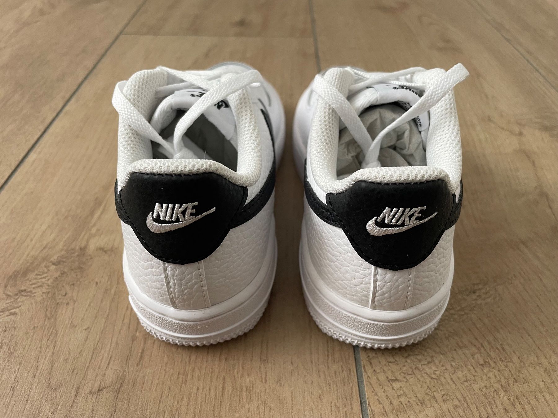 Nike Scarpe per ragazzi: Nike Force 1 Gr. 30 NEU – Nuovo e nell'imballaggio originale da Waltenschwil venduto da hansnine 3