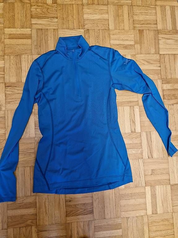 Pulls & Sweat-shirts: Arc'teryx Phase SL Zip Neck Longsleeve – D'occasion à Biel/Bienne par mor_x958 1