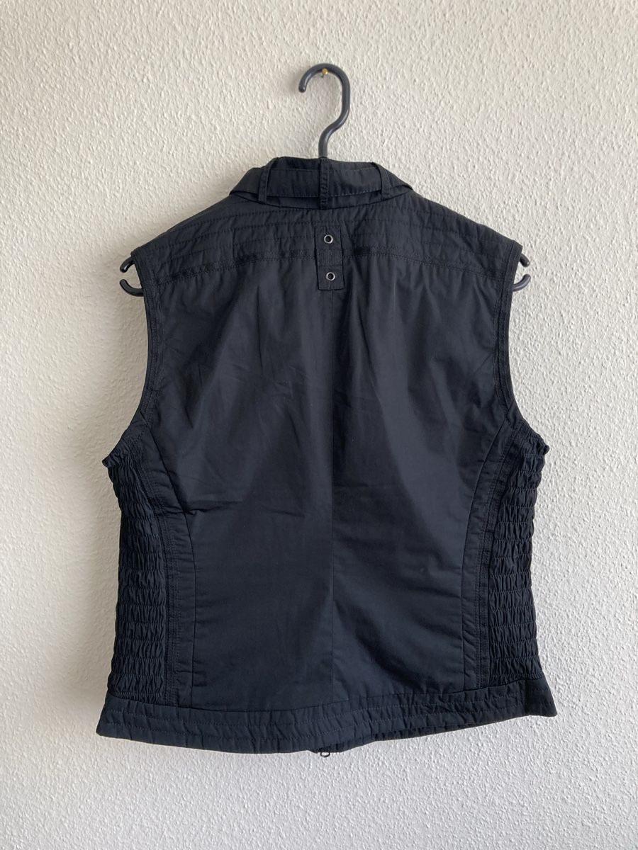 Gilet & Giacche senza maniche: Gilet von Valiente, Gr. 40 – Nuovo (secondo la descrizione) da Oberengstringen venduto da Marling 1