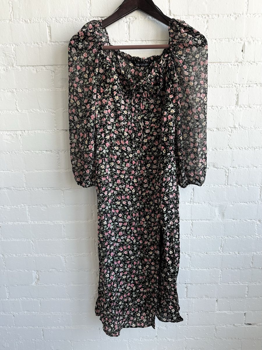 Zara Vestiti: ZARA Midikleid mit Blumenmuster / Gr. L – Usato da Bern venduto da Fraeuleinhonig