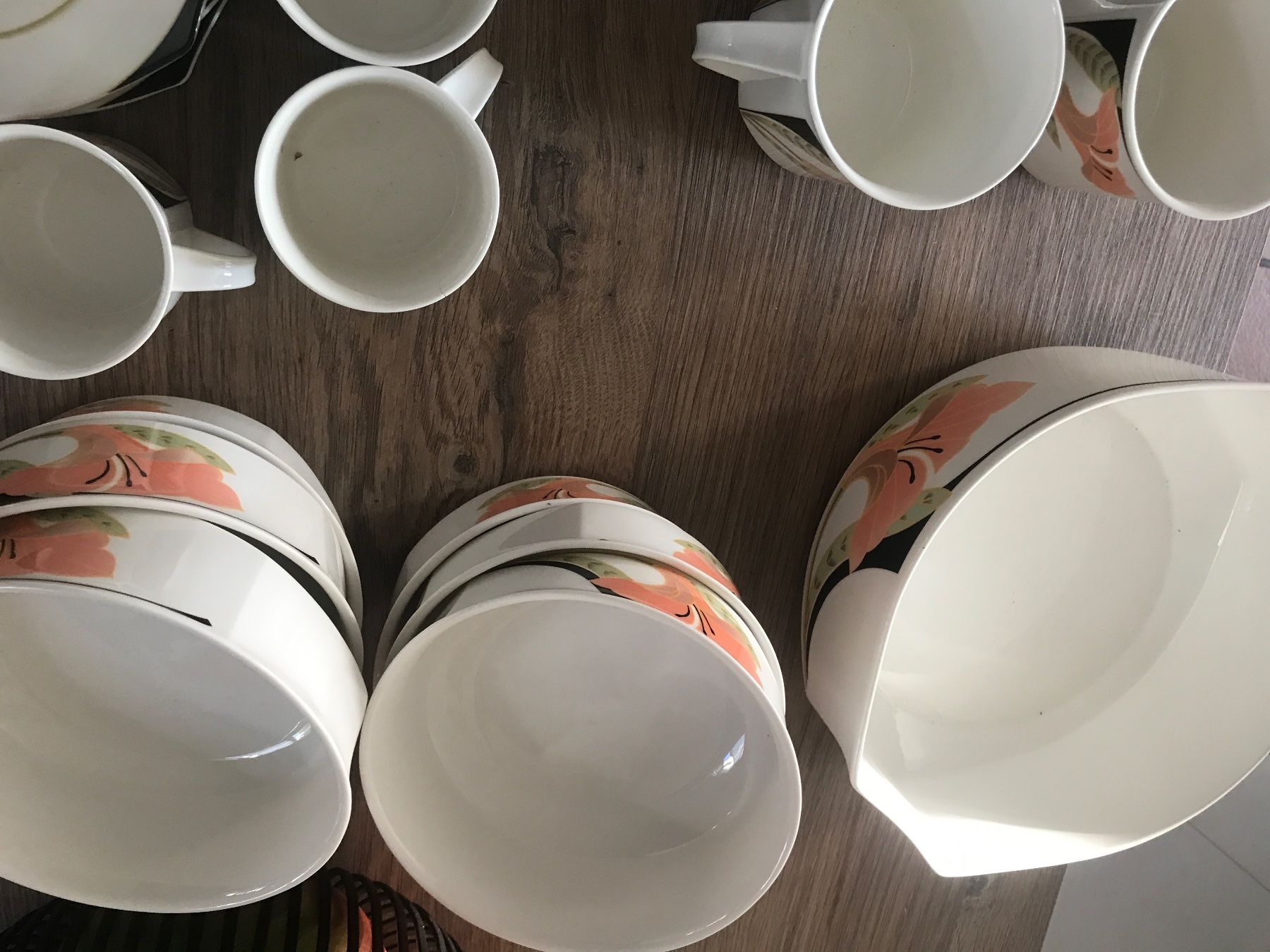 Villeroy & Boch Set di piatti: Villeroy Boch Iris Geschirr – Usato da Wettingen venduto da Andres54 4