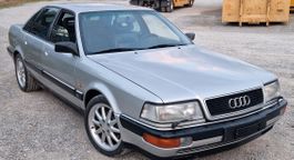 Audi V8 D11, Limousine 4.2 Quattro