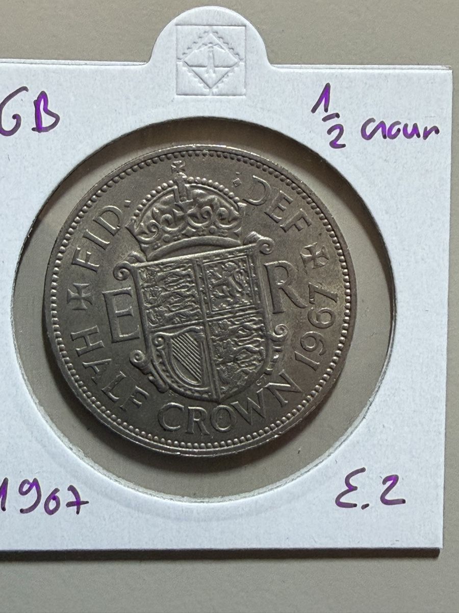 Alle Münzen: GB - 1/2 couronne - 1967 -  – Gebraucht aus Payerne von Mike1682