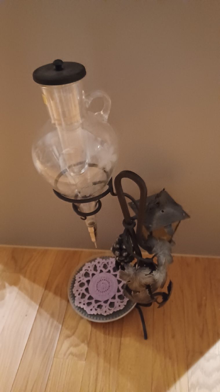 Carafes: Dekantierer mit Schmideisernem Gestell – D'occasion à Steinach par Sommer9000 1