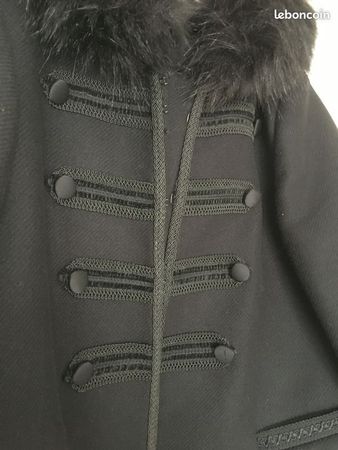 Zara Mantel Wolle Military Stil (Grösse S) mit Kapuze