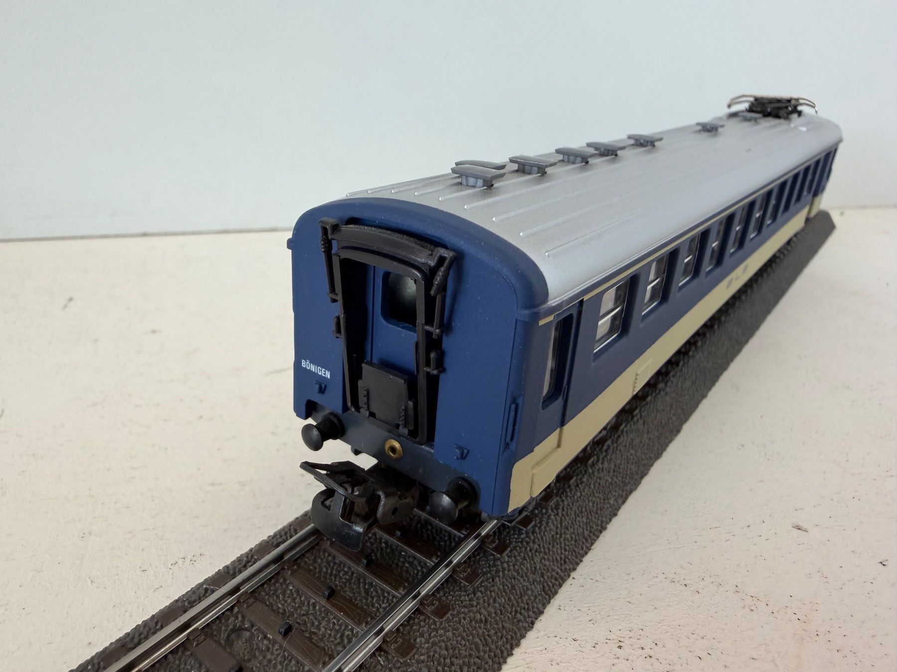 Hag Modellini di ferrovie: HAG 467 Speisewagen BLS – Usato da Büsserach venduto da ModellbahnDepot 4