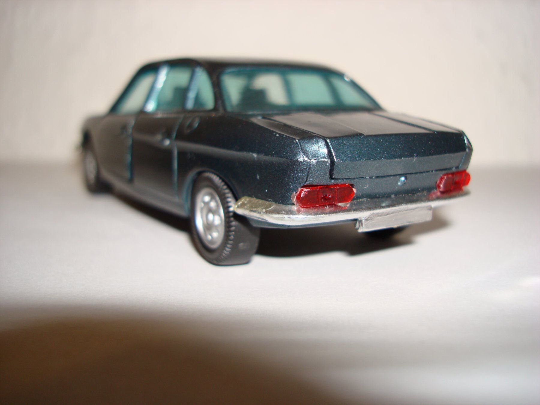 Gama Modellautos: NSU RO80 Wankel 1:43 Mini-Gama – Gebraucht aus Diegten von isetta590 3