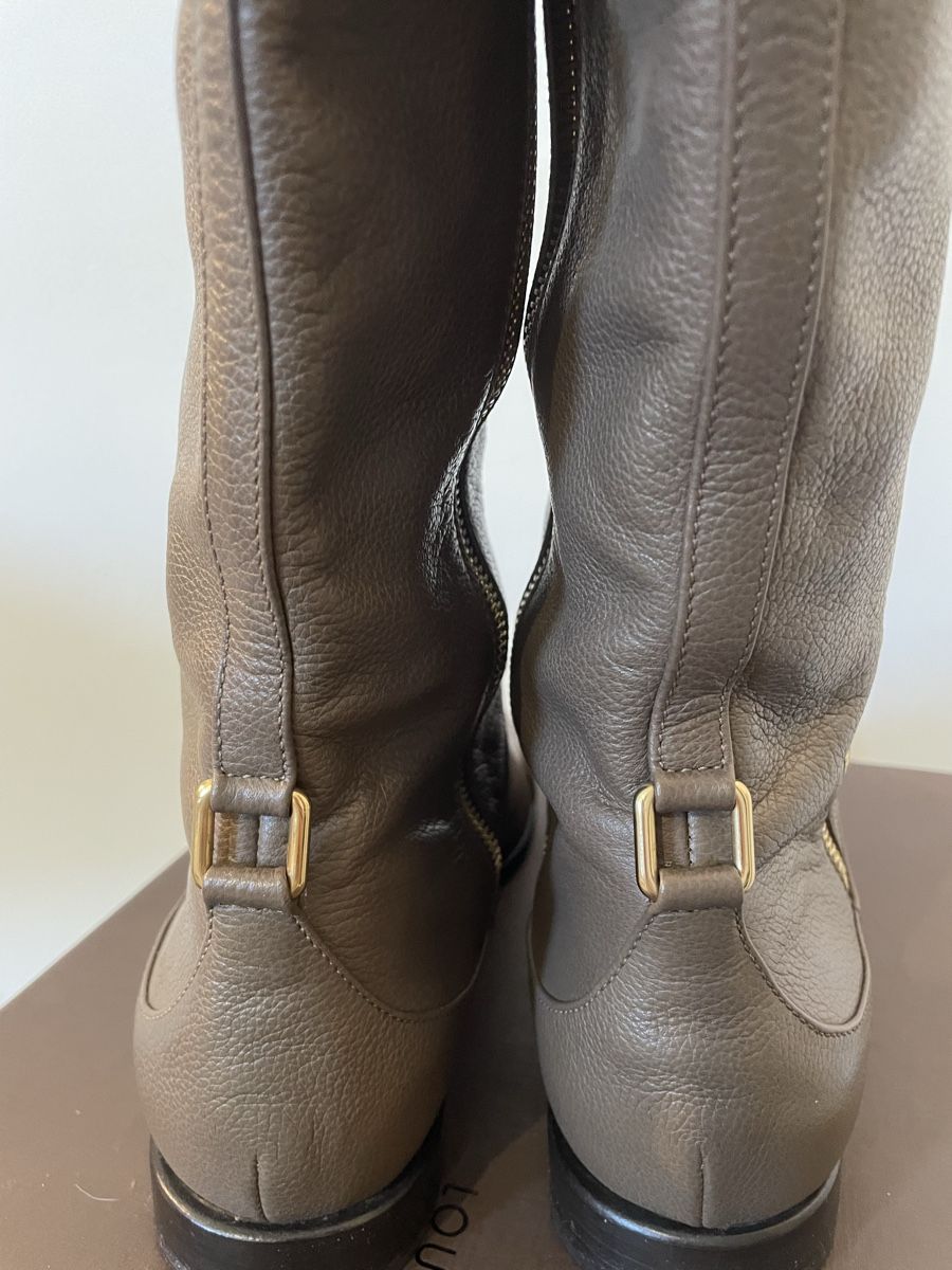 Louis Vuitton Damenschuhe: Stivali LOUIS VUITTON 40.  – Gebraucht aus Bellinzona von nat_j2w5 4