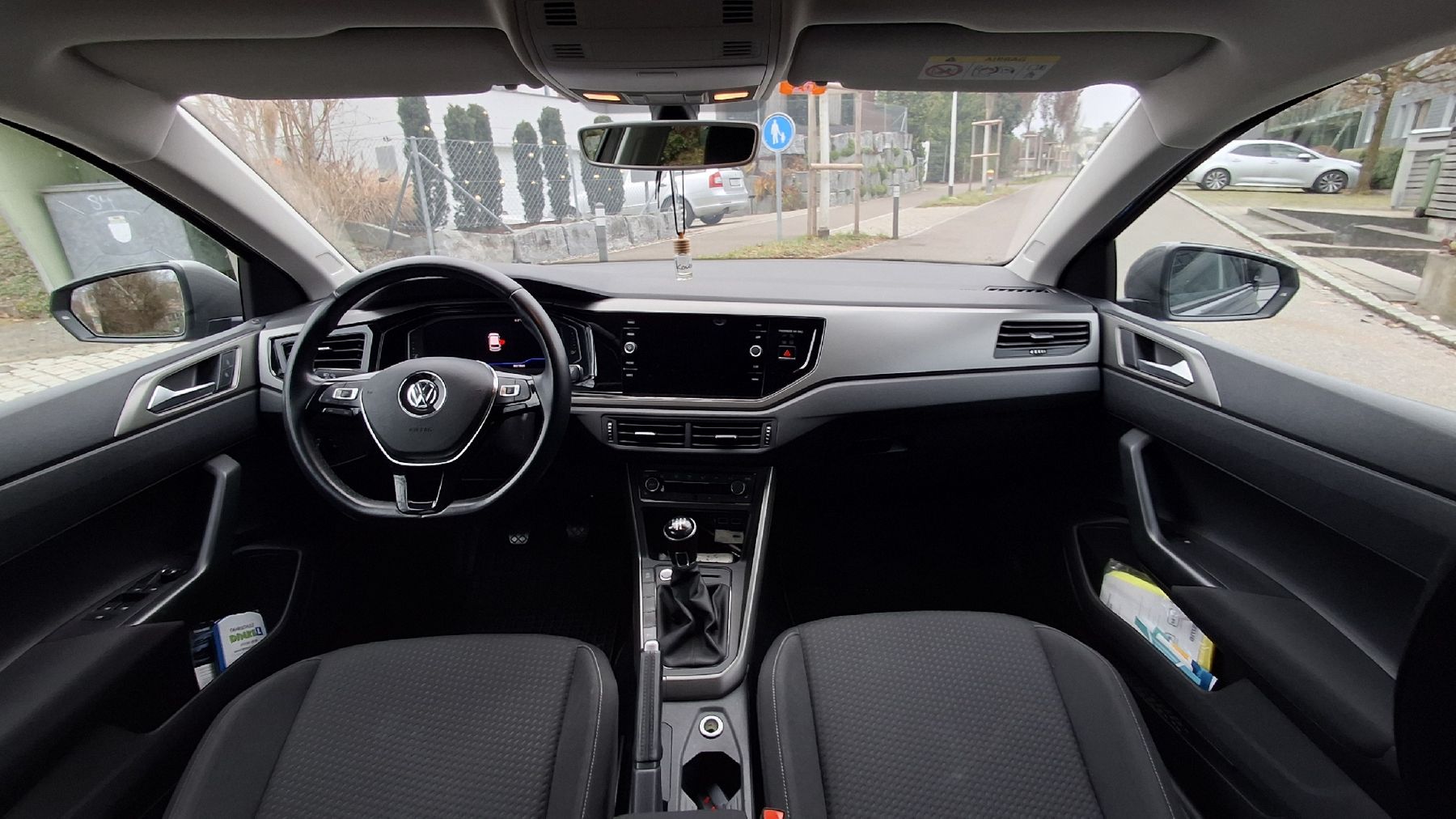 VW Automobili: 2018 VW Polo 1.0 TSI – Usato da Illnau venduto da expand_dong 5