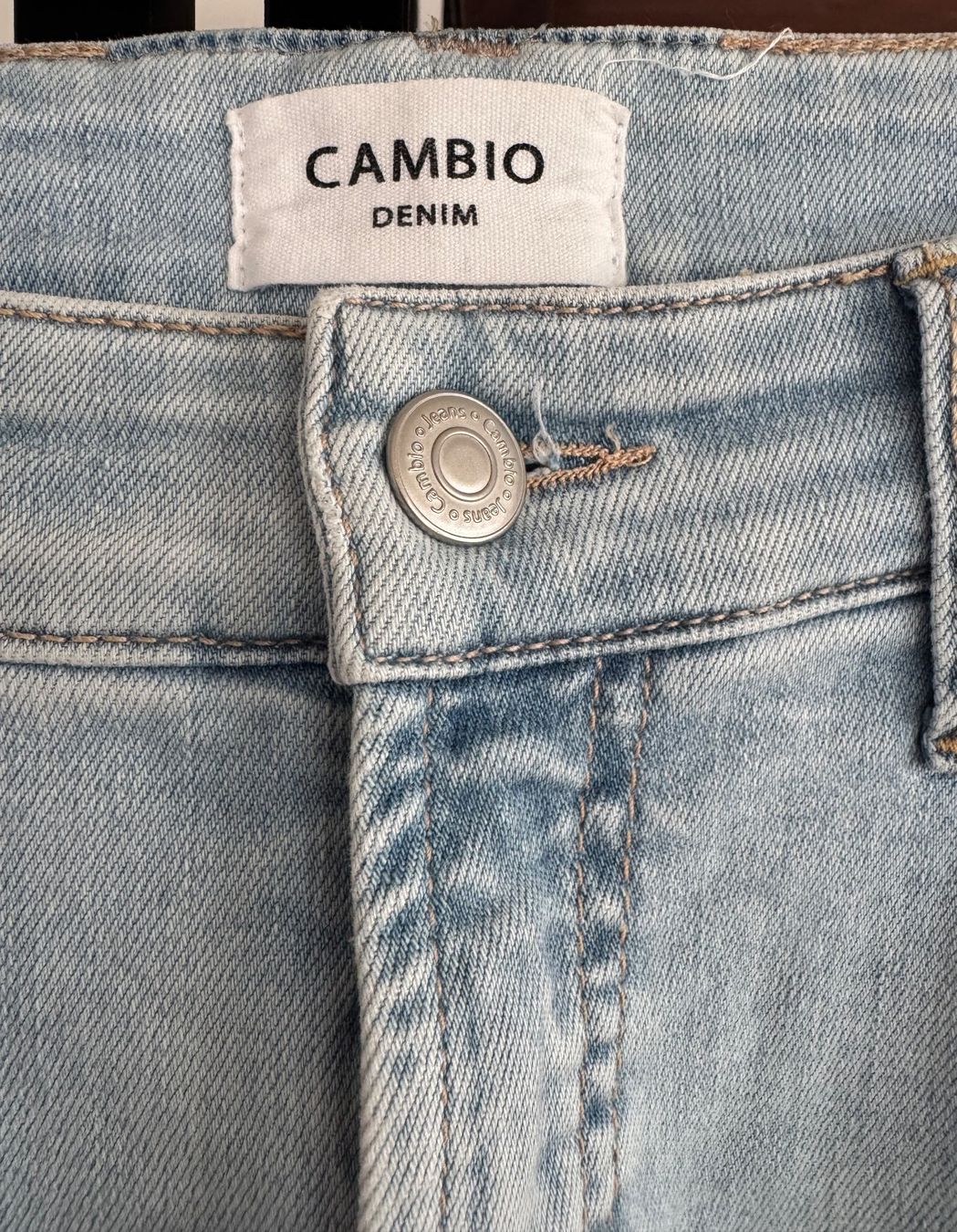 Cambio Jeans: CAMBIO Jeans Gr.36 hellblau Patch Stickerei – Usato da Baar venduto da Jjanet 3