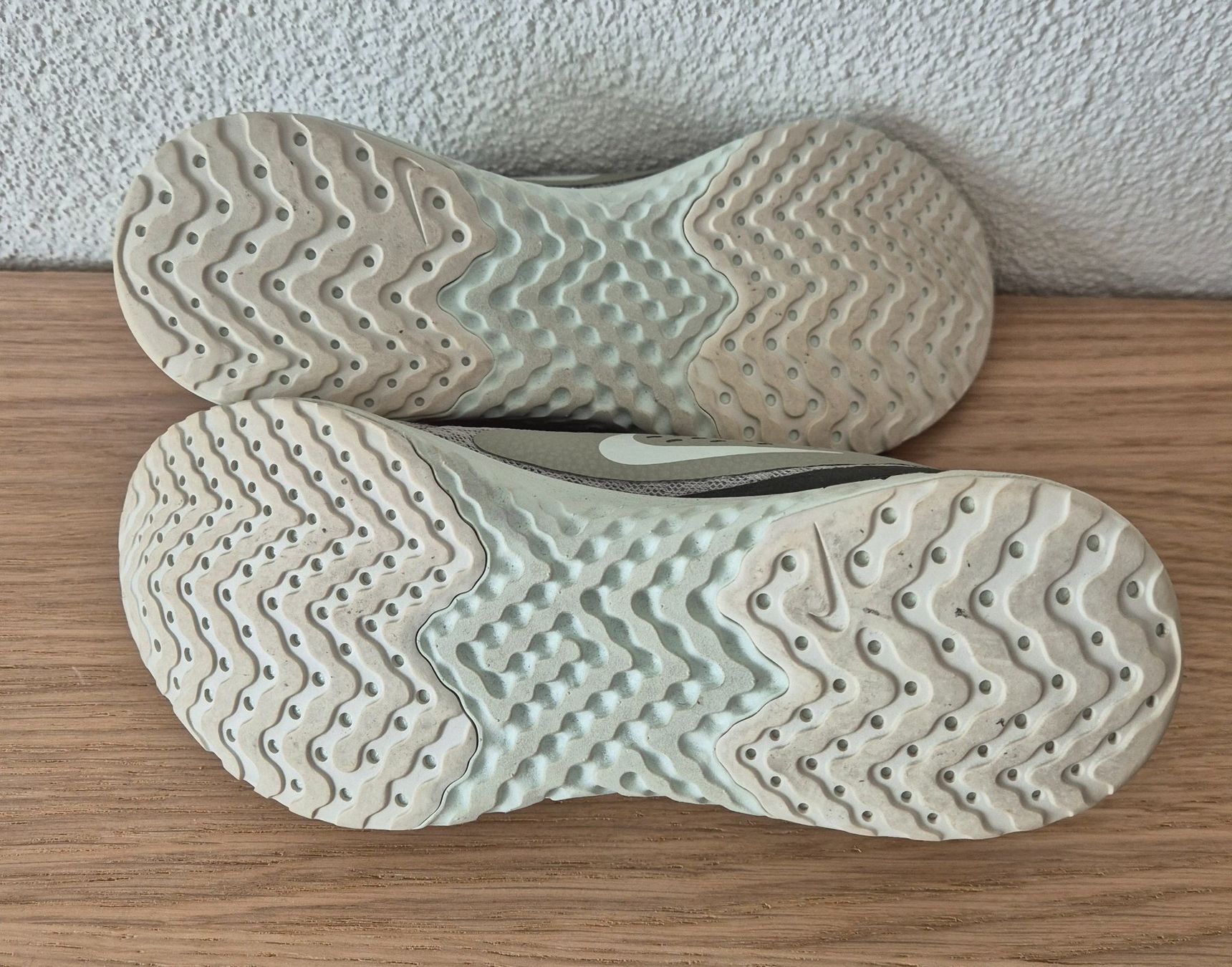 Nike Scarpe da donna: NIKE Sneaker Turnschuh Gr. 37.5 – Nuovo (secondo la descrizione) da Wolfwil venduto da s.ara_c 3